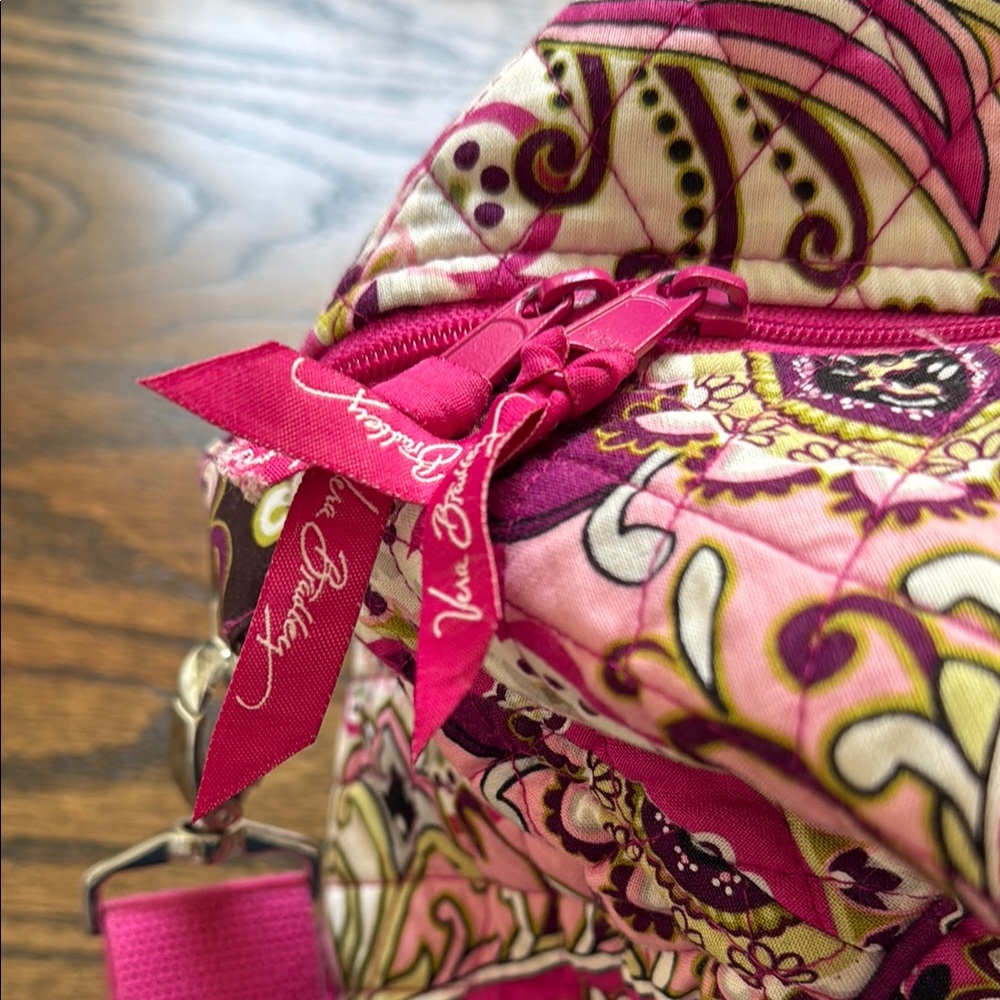 Vera Bradley Berry Paisley (retired) Grand Traveler Bag with Shoulder Strap - Picture 3 of 5